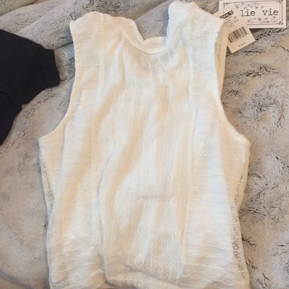 Jolie Vie top - Picture 1 of 3